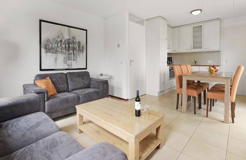 Municipality of Nissewaard House | Wheelchair-Friendly Retreat