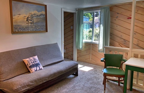 Wheeler Hotel | Wheeler on the Bay Lodge & Marina