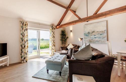 Little Cowarne House | Wheelhouse Cottage
