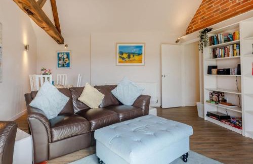 Little Cowarne House | Wheelhouse Cottage