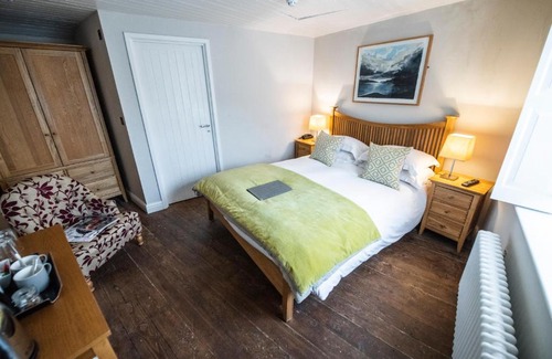 Monkton Combe Hotel | Wheelwrights Arms Country Inn & Pub