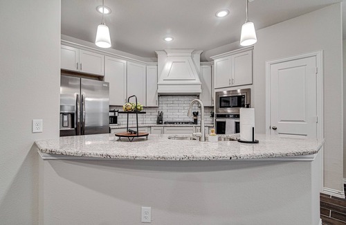 Burleson House | Where Comfort Meets Convenience