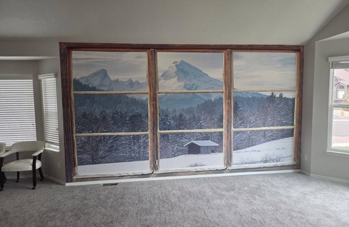 Briargate House | WHERE COMFORT MEETS COLORADO SUNSHINE!