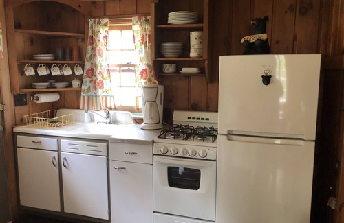 St Germain Cabin | Where eagles soar, the sun sets low and the deer are friendly.
