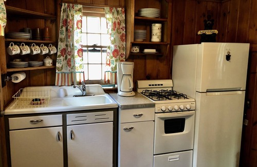 St Germain Cabin | Where eagles soar, the sun sets low and the deer are friendly.
