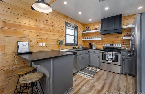 Sulphur Cabin | Where The Magic Cabins - Near Turner Falls!