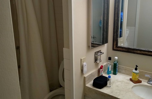 North Little Rock Apartment | WHERE TRAVELING NURSES , BUSINESS PROFESSIONALS, & MILITARY CALL HOME 201