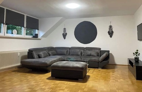 Laufen Apartment | Whg. 110 qm m. Bergblick