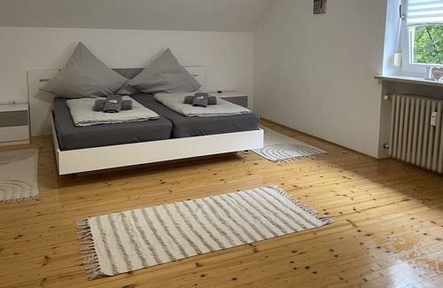 Laufen Apartment | Whg. 110 qm m. Bergblick