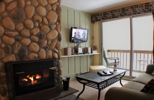 Central Vermont- Killington House | Whiffletree Condo Unit B3