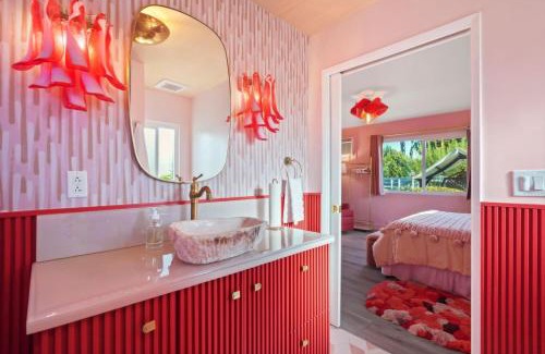 Warner Center House | Whimsical Eclectic Ranch House Retreat!