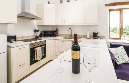 Appleby-in-Westmorland Cottage | WHINSTONE, pet friendly, with a garden in Appleby-In-Westmorland