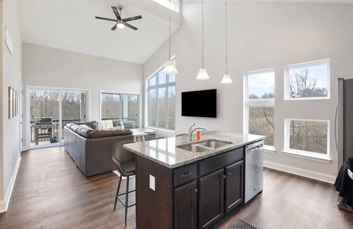 McArthur Cottage | Whip-Poor-Will-Cottage