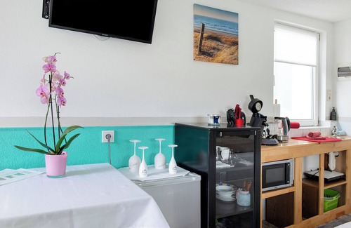 Pfullendorf Apartment | Whirpool and Sauna in Newly Renovated Apartment "Spawo" with WLAN