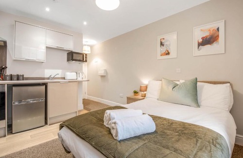Pontrilas Apartment | WhiskAwayHomes - Jenkins House - Studio 2