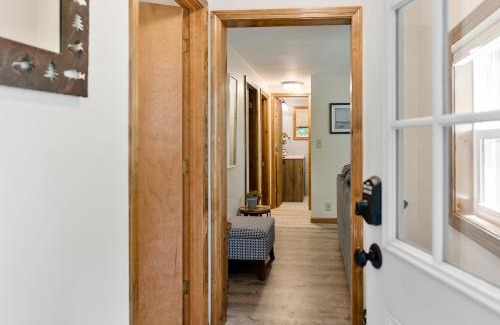 New Era House | Whiskey Creek Cottage- Private Lake Michigan Beach Frontage