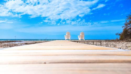 Northern Bruce Peninsula House | Whiskey Harbour Lakehouse - Lake Huron Getaway