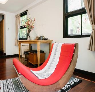 Tha Sala Villa | Whisper Oasis Chiang Mai - Your Chic Designer Jacuzzi Pool Villa with Daily Housekeeping