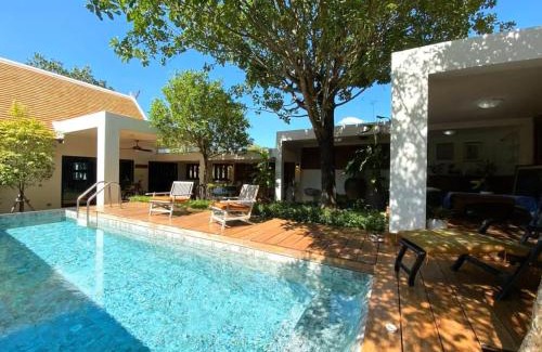 Tha Sala Villa | Whisper Oasis Chiang Mai - Your Chic Designer Jacuzzi Pool Villa with Daily Housekeeping