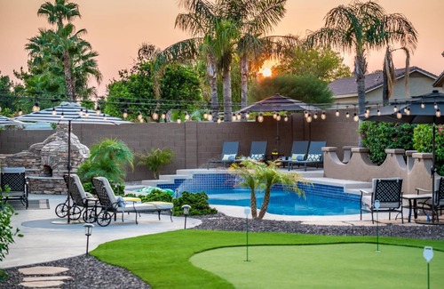 Northwood Glen House | WHISPERING PALMS- SLEEPS 20 - Vacation PARADISE-4300SF Free Pool Heat; putt putt