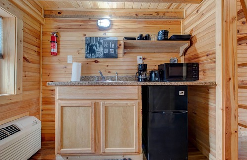 Pine Ridge Cabin | Whispering Pine Cabin Unit 2 in the RRG