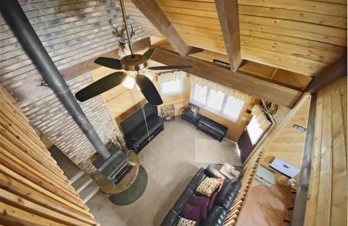 Meadow View Heights Ski Chalet | Whispering Pines Getaway