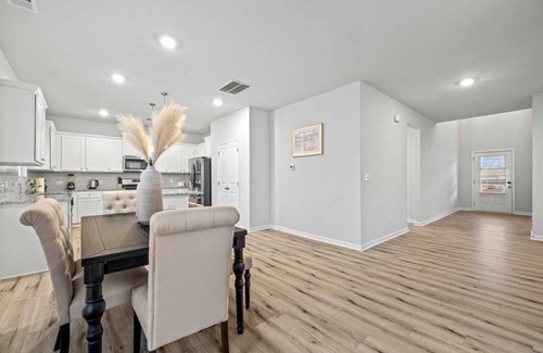 Grayson House | Whispering Pines Residence on Clark Lake Ln