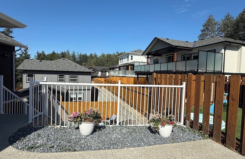 Langford Apartment | Whispering Trees