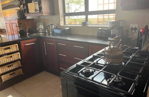 Calypso Beach House | Whispering Waves - Serene Langebaan Getaway with Breathtaking Views