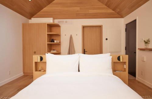 Algonquin Highlands House | Whispering Woods at Dimensions - Cabin Eleven