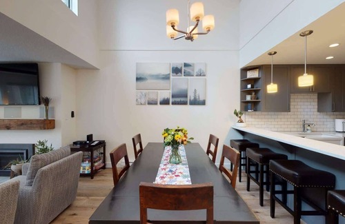 Blueberry Hill Condo | Whistler - Greyhawk - GH402