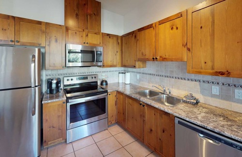 Village North Condo | Whistler - Stoney Creek - Northstar - NS005