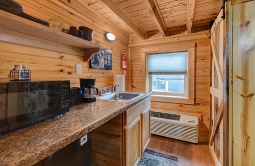 Pine Ridge House | Whistling Wind Cabin Unit 3 in RRG