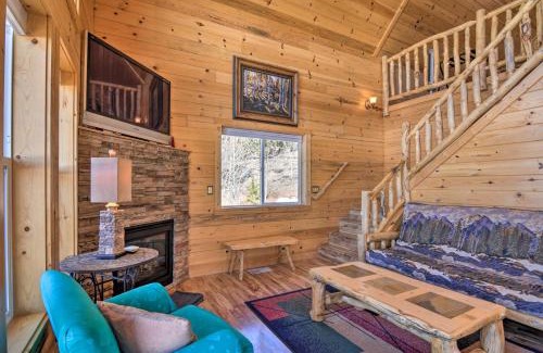 Meadow View Heights House | Whistling Woods Cabin Meadow Views and Gas Grill!