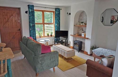 Ruswarp House | Whitby Cottage and Pool - Cinder Track Walks