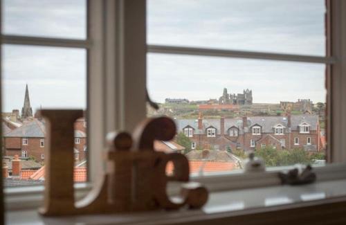 West Cliff Apartment | Whitby Delight