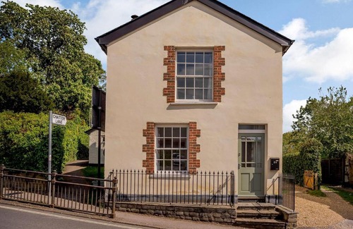 Whitchurch House | Whitchurch Cottage
