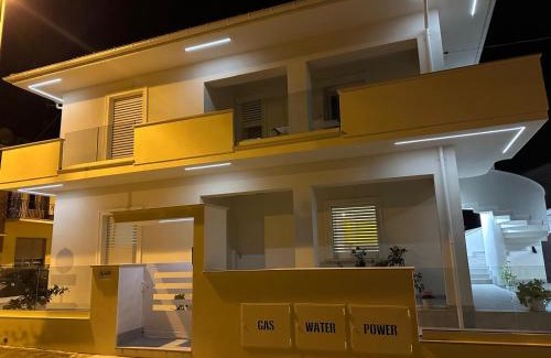 Morro dʼOro Bed & Breakfast | white B&B
