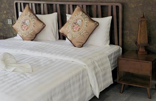 Koh Rong Resort | White Beach Resort Longset