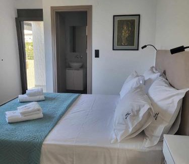 Sisai Apartment | White Boutique Homes - Euphoria