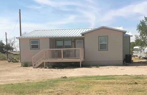 West Odessa House | White Cactus