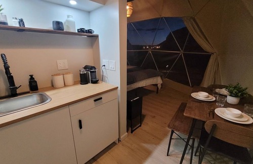 Kanab Cabin | White Camel