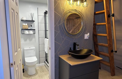 Kanab Cabin | White Camel