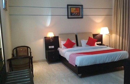 IMT Manesar Hotel | White Castle Manesar