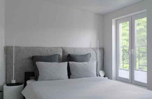 Odessa City Center Apartment | White Door Apartments 3