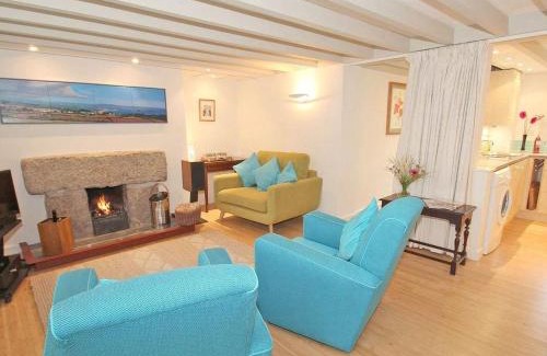 Hayle House | White Duck Cottage