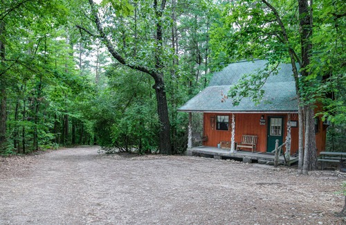 Bruno Cabin | White Eagle Cabin at Silver Run just 3 miles from the Buffalo River