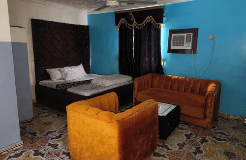 Ayon Hotel | White Eagle Hotel