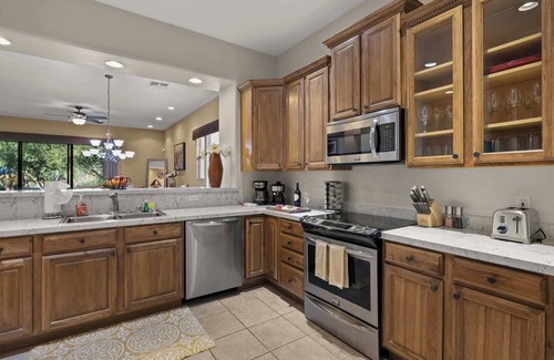 Troon North Condo | White Feather: Grille, Fireplace & Private Patio!
