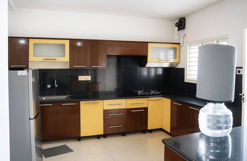 Gachibowli Apartment | White Fern Stays